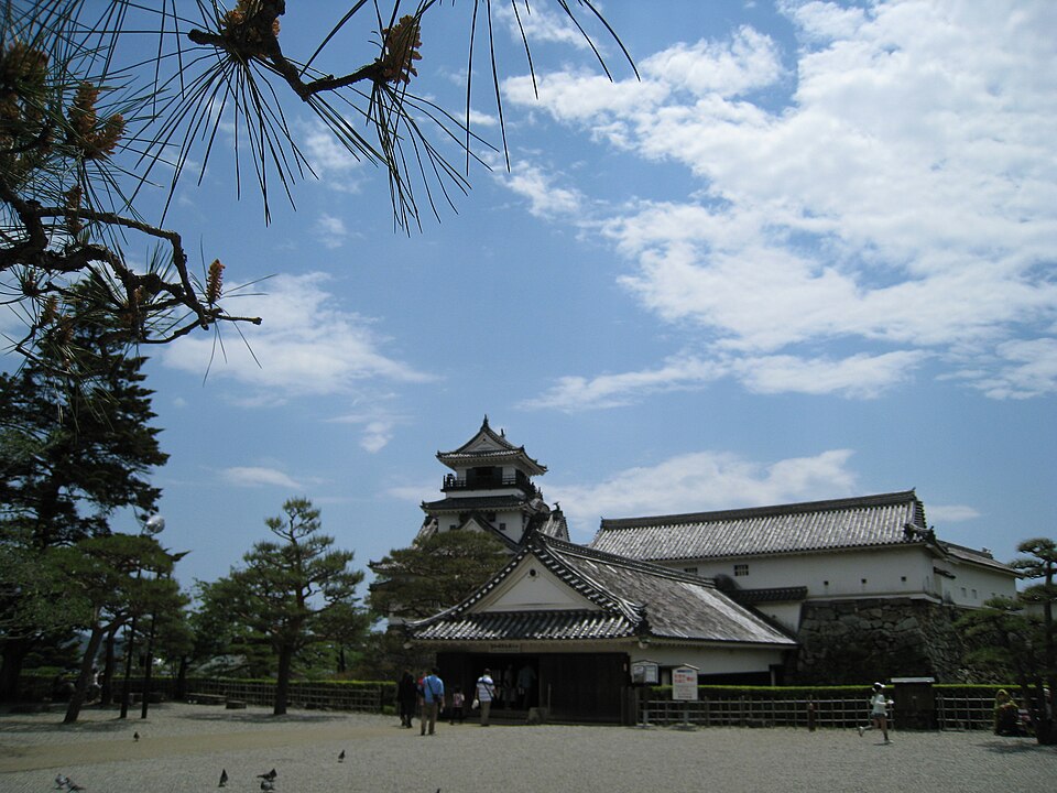 高知城本丸前