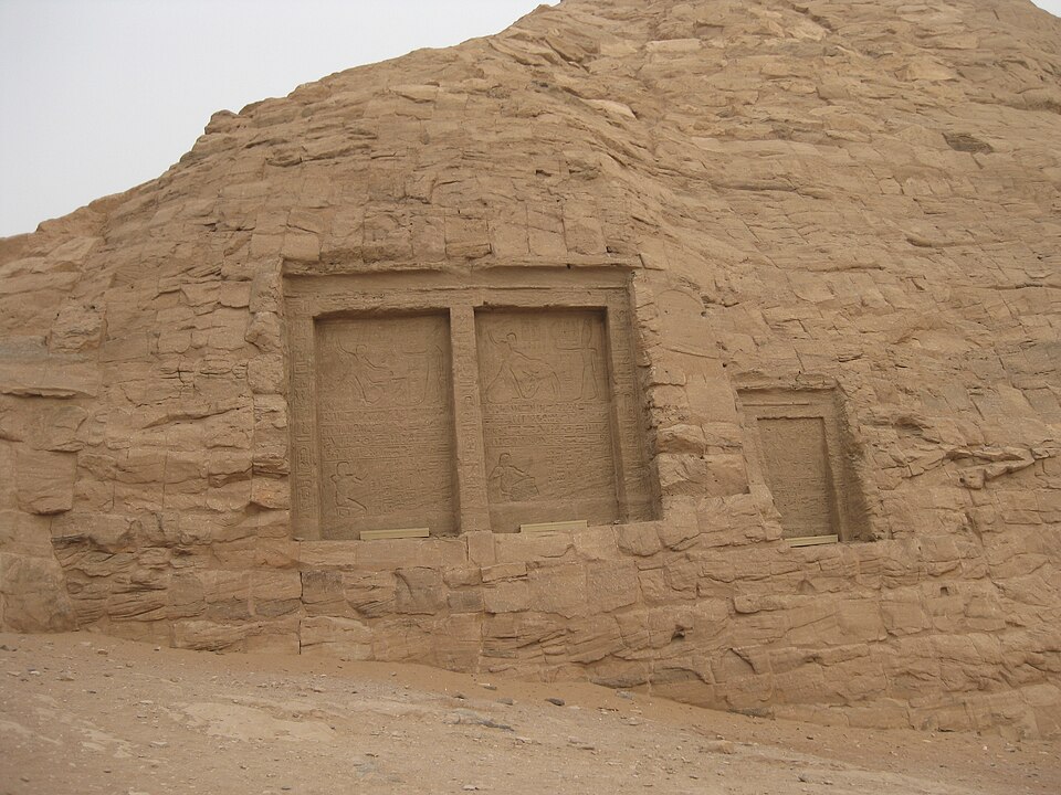 معبدا أبو سمبل