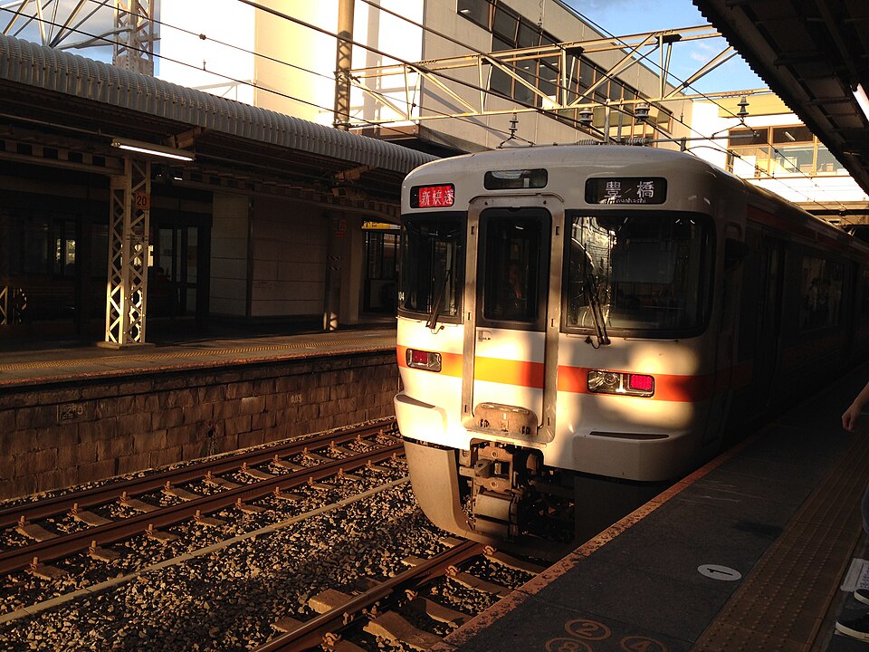大垣駅南口タクシー乗り場