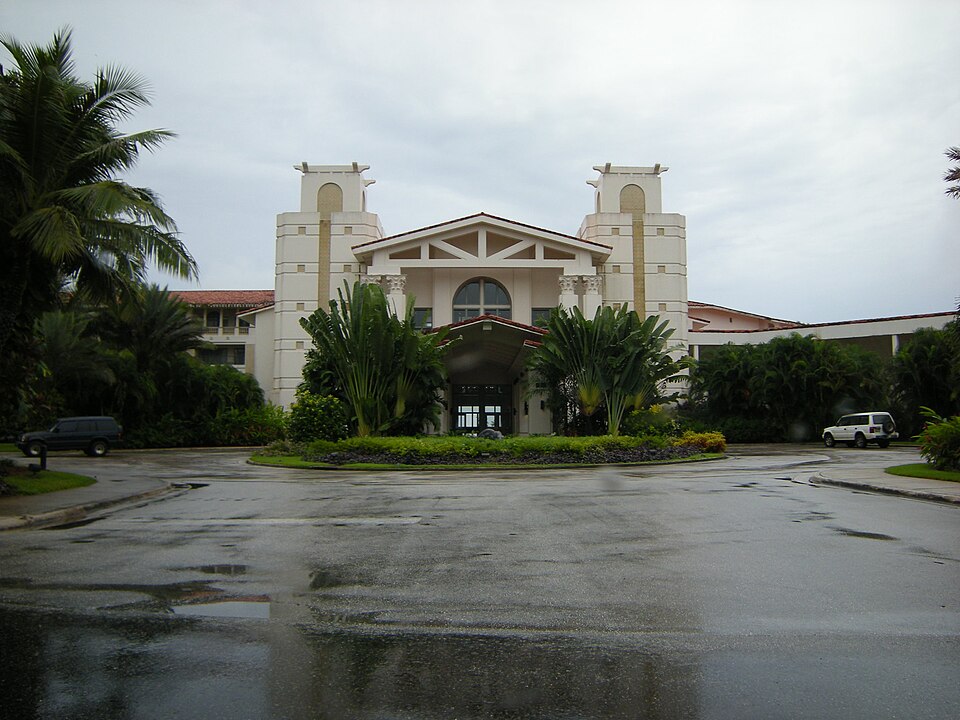 Leo Palace