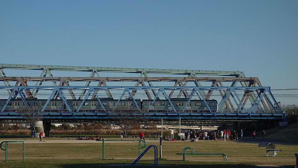 荒川（北千十駅北側）