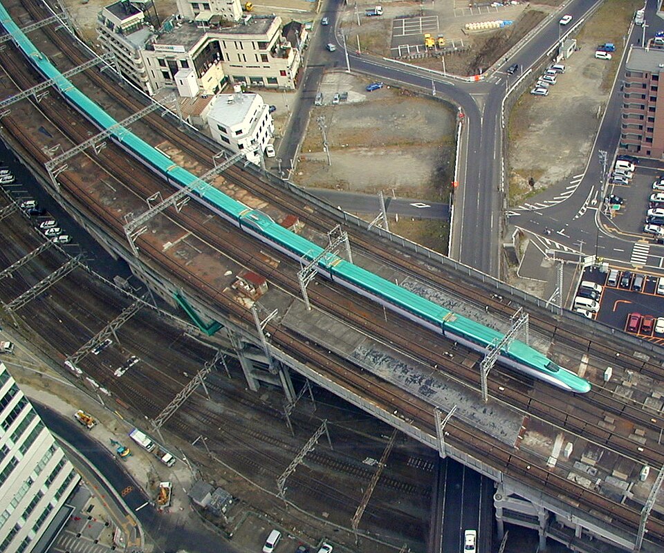 ハピナ名掛丁 駅前通り