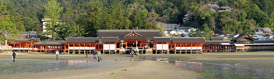 厳島神社