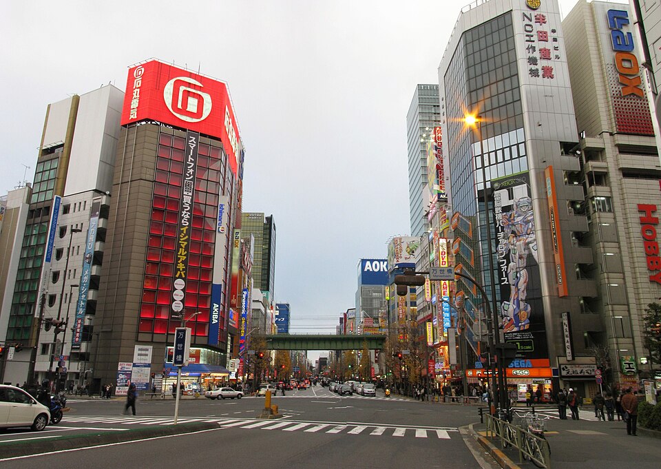 万世橋交差点