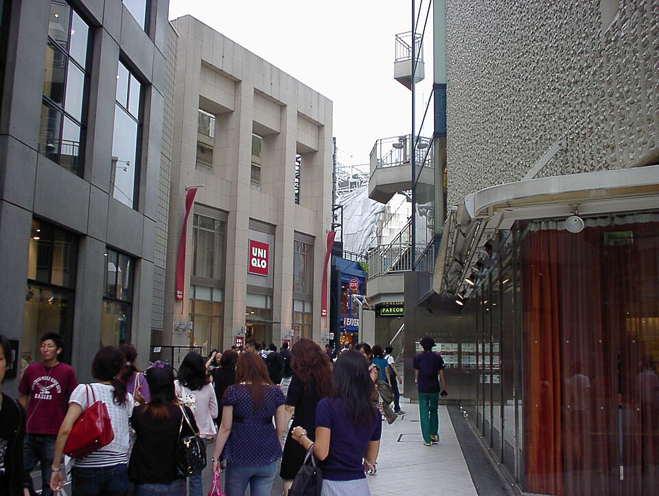 渋谷PARCO前