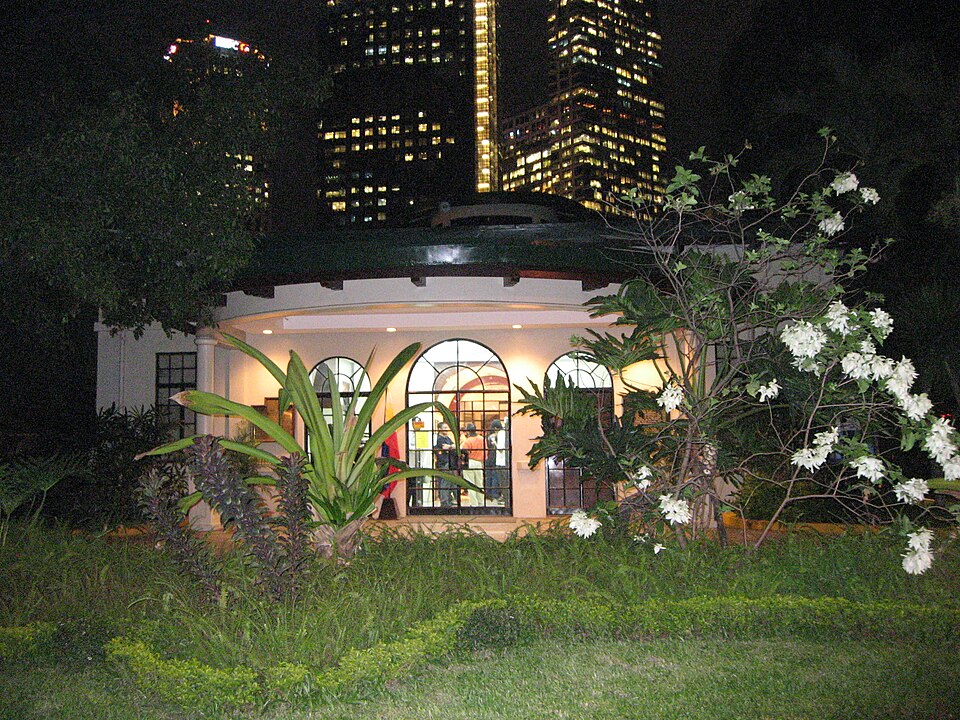 The Peninsula Manila