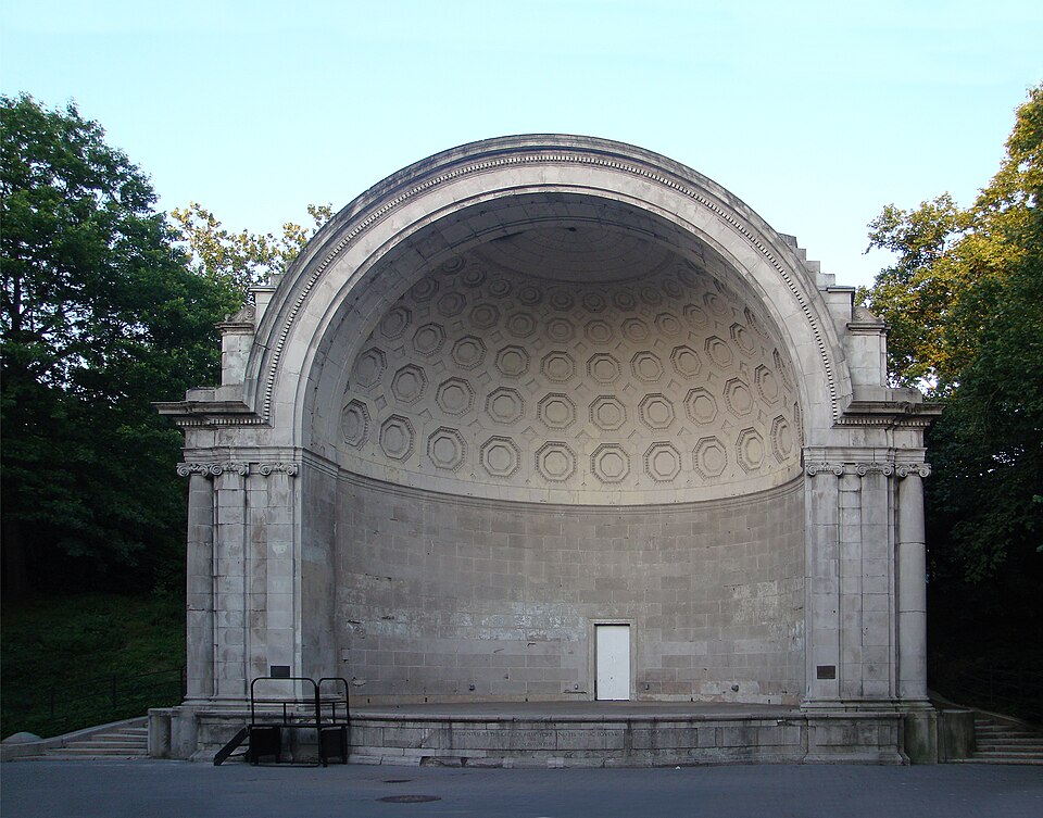 Naumburg Bandshell