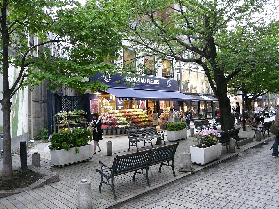 MONCEAU FLEURS （モンソーフルール） 自由が丘本店とSHUTTERS 自由が丘