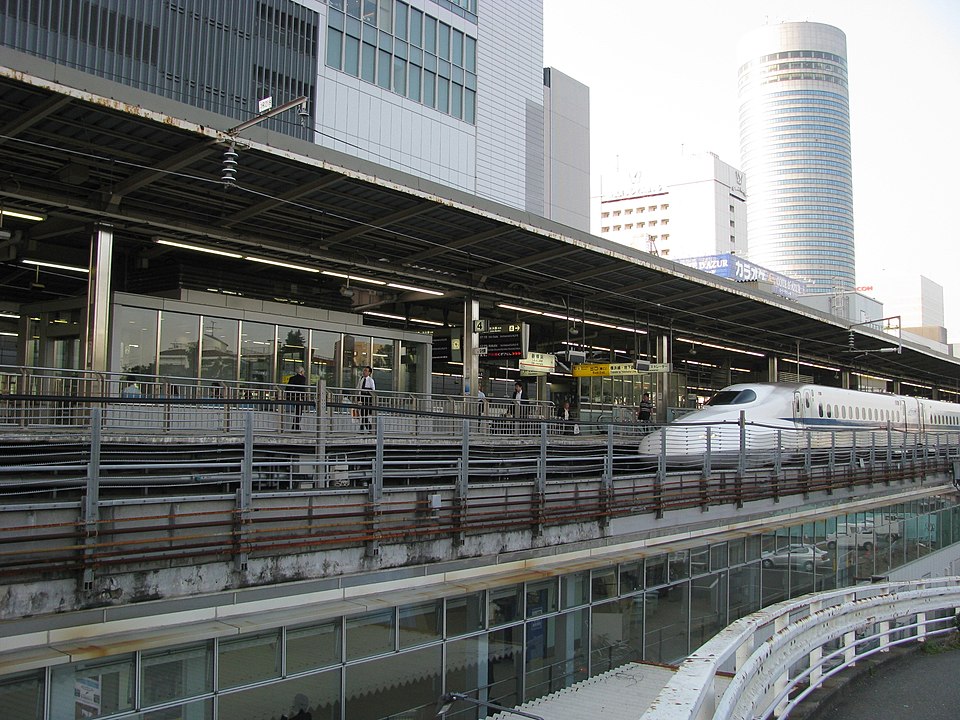 新横浜駅-3番ホーム