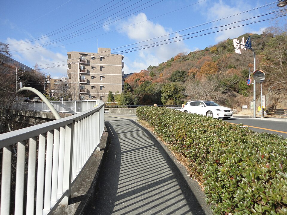 「夙川短大前」バス停
