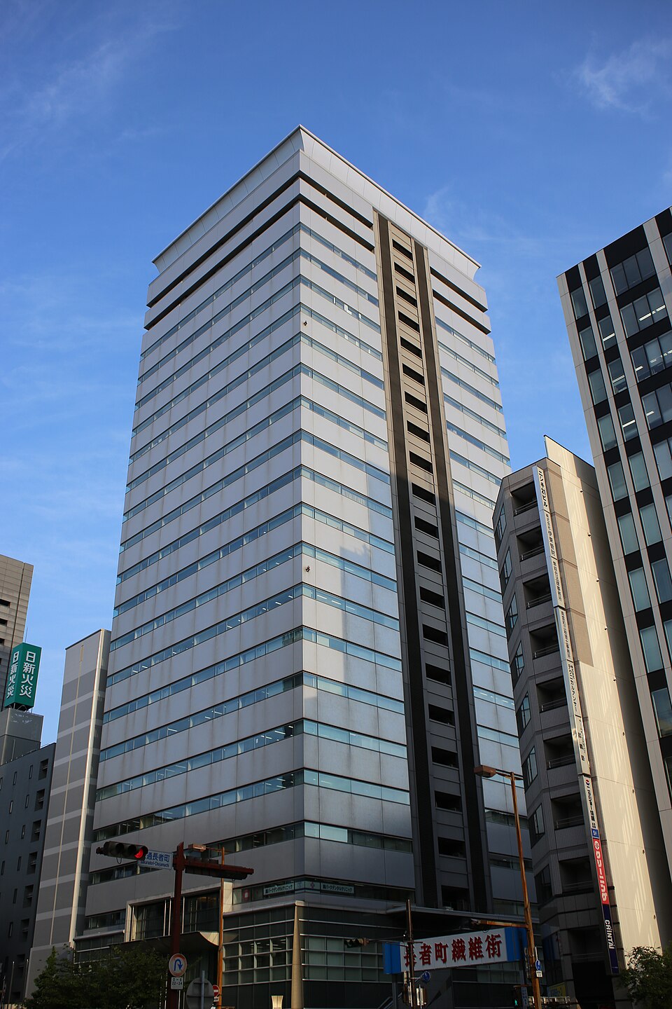 丸の内駅 4番口