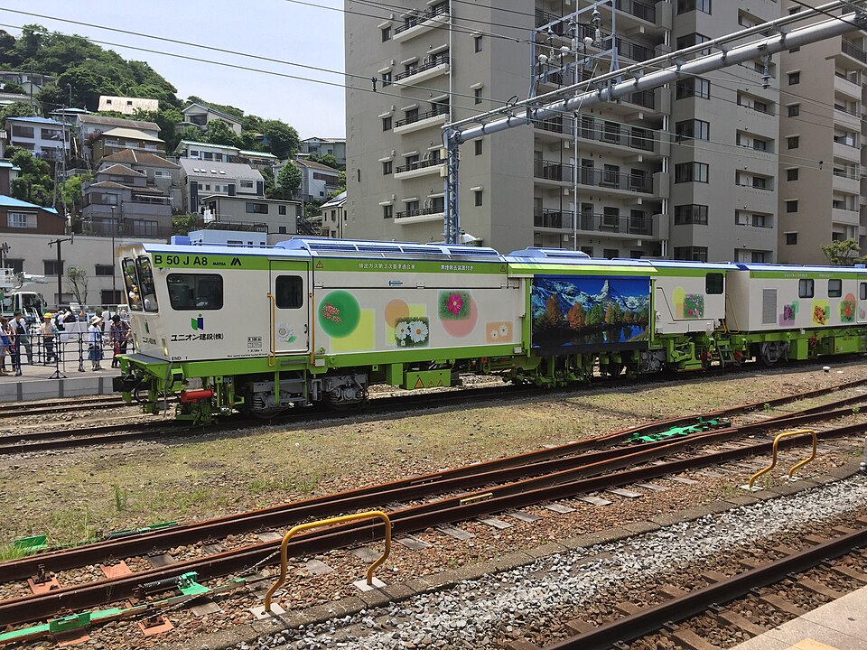JR横須賀駅