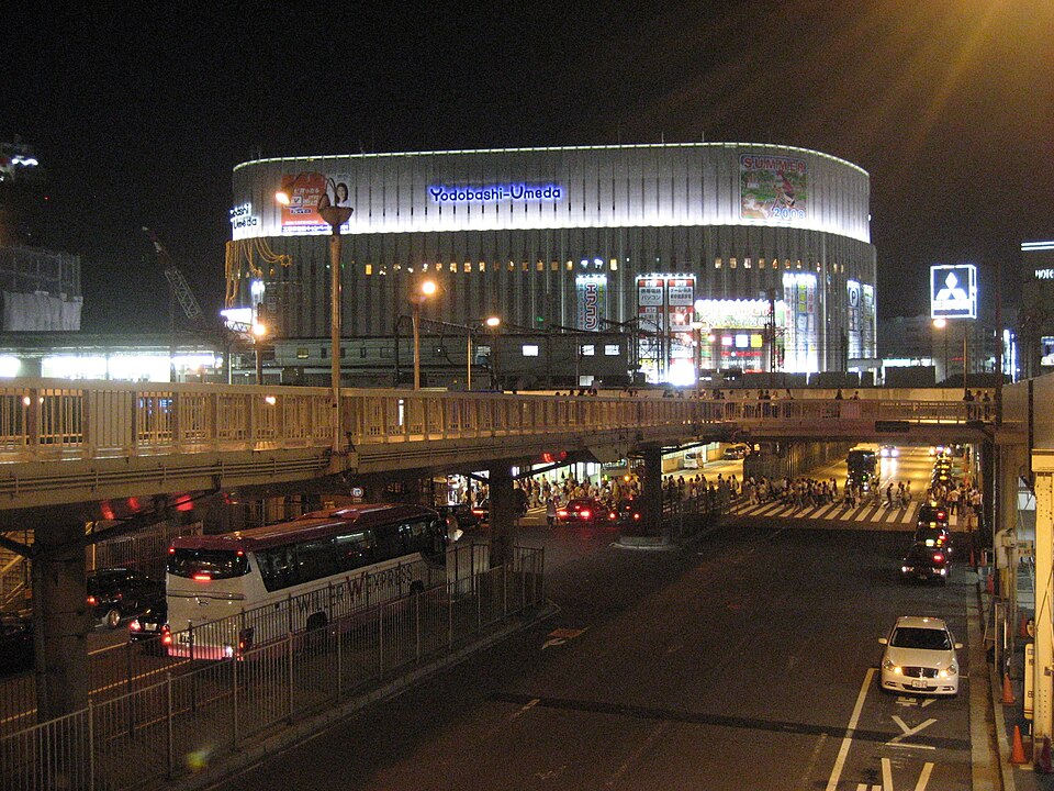 梅田歩道橋