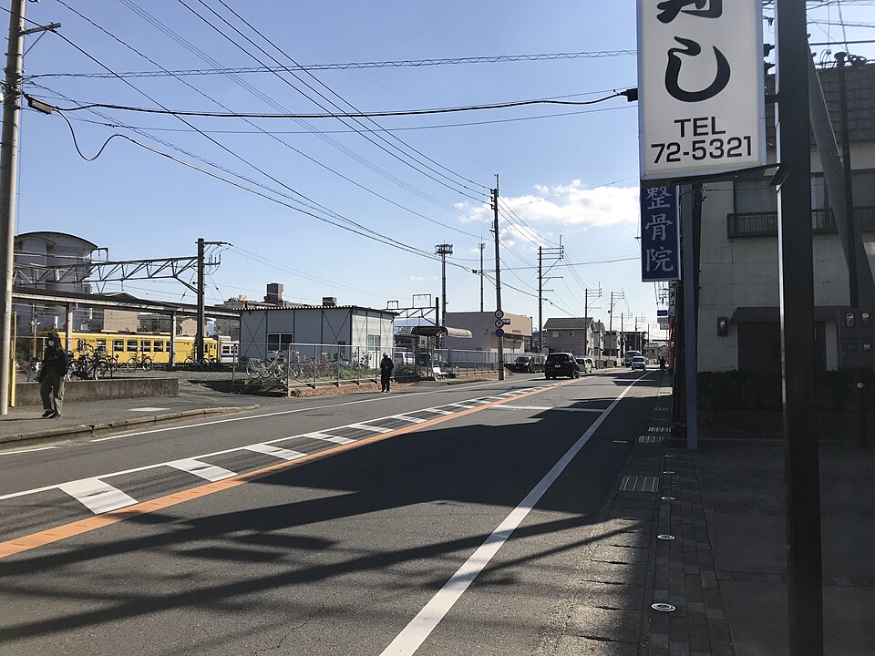 西唐津駅前交差点