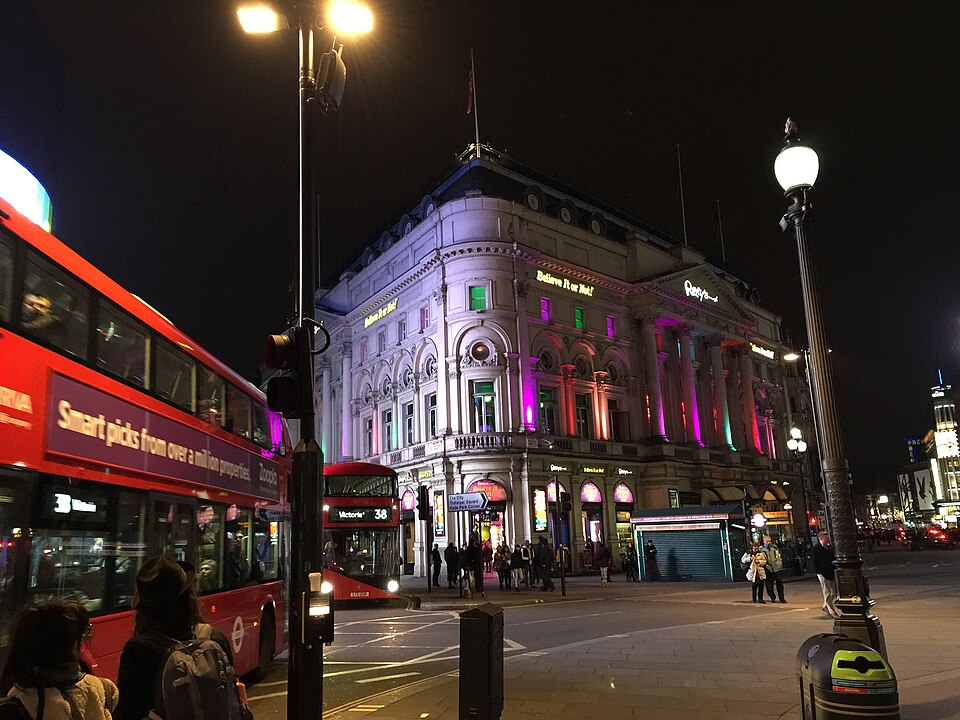 Piccadilly Circus