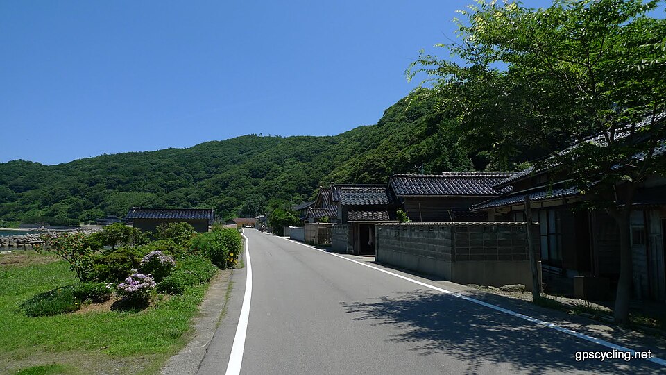 高屋新保バス停