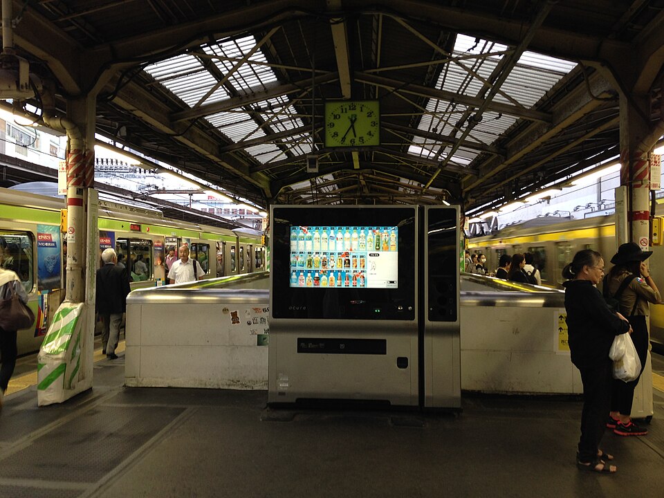 新宿駅階段