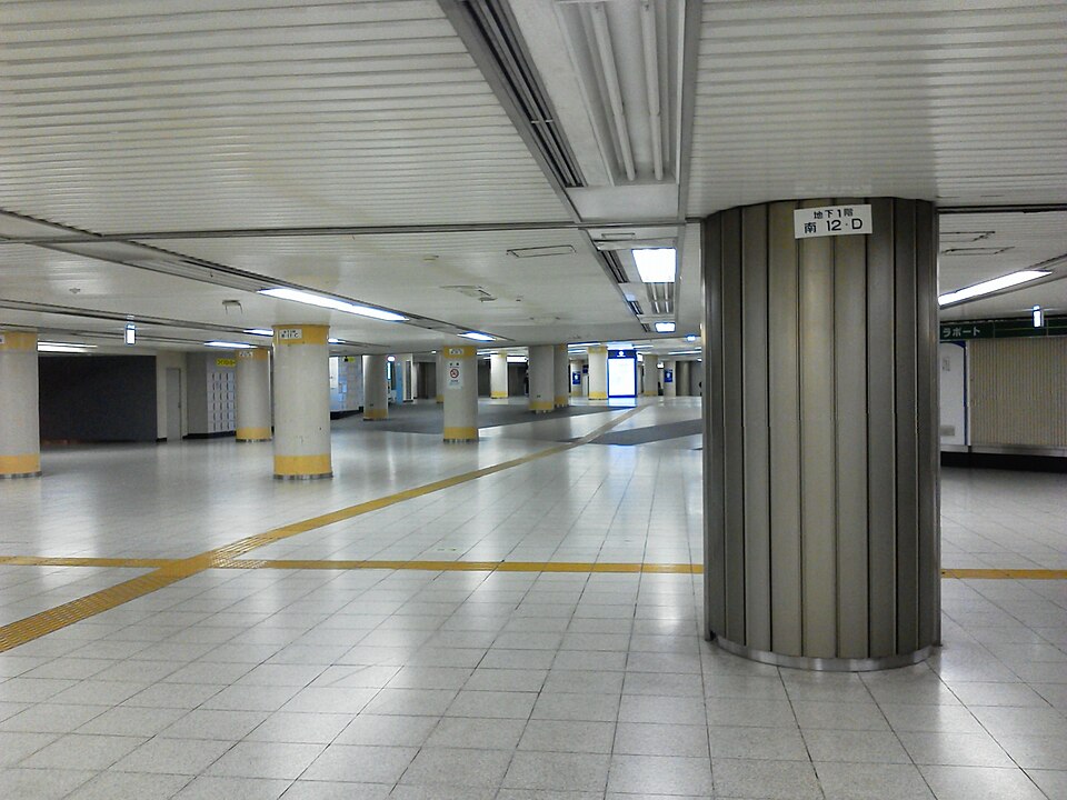 东京站前广场