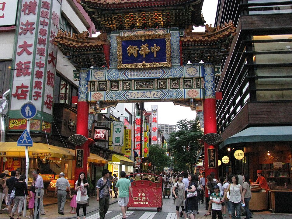 横浜​中華街​善隣​門