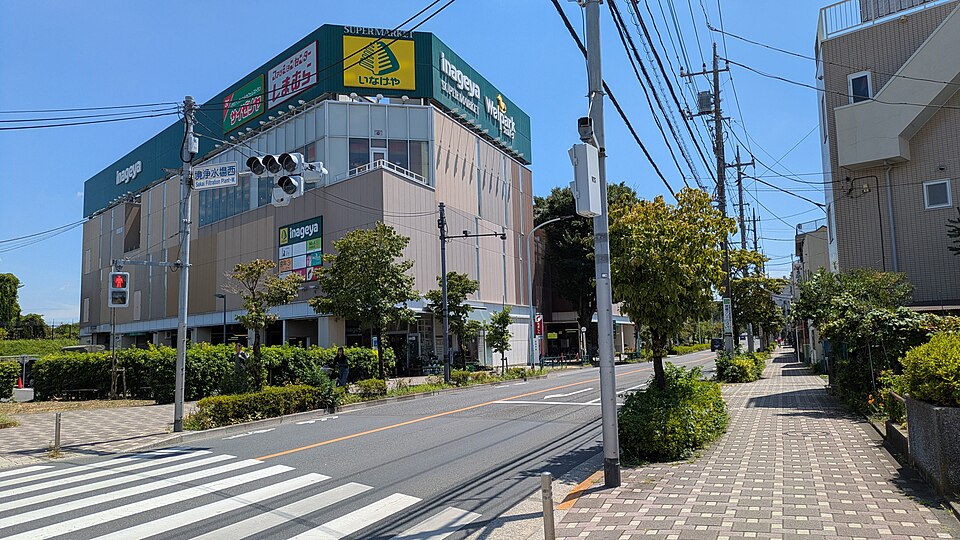 境浄水場西交差点