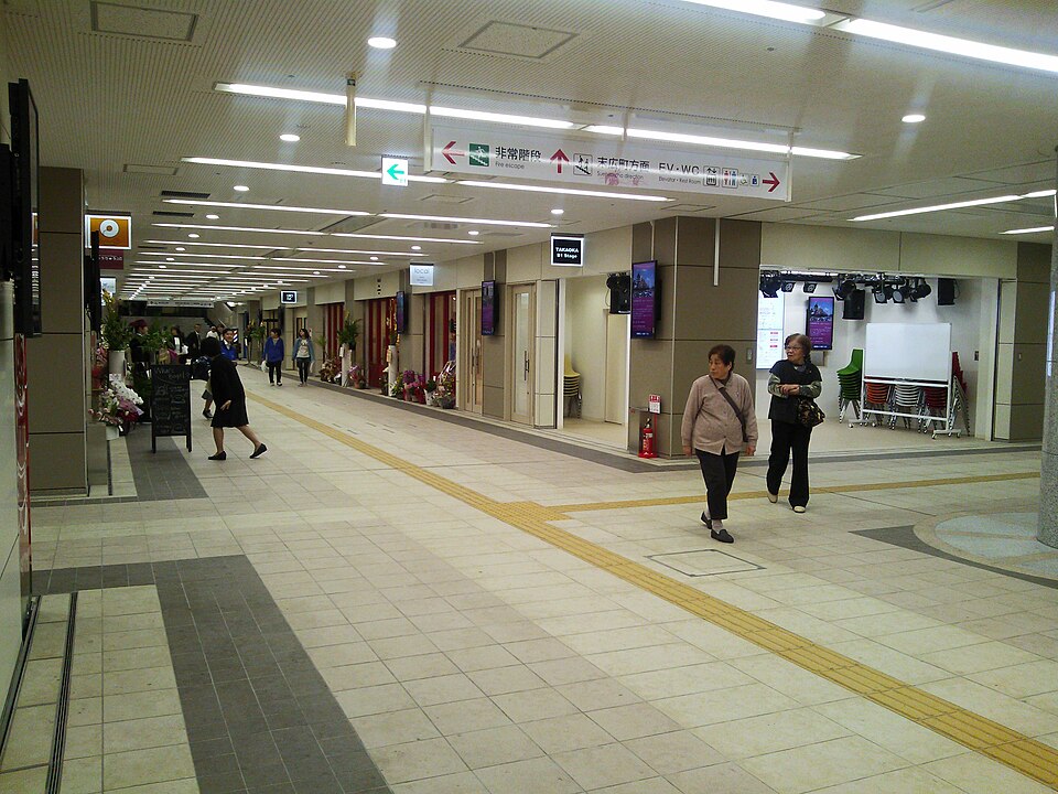 高岡駅北口タクシー乗り場