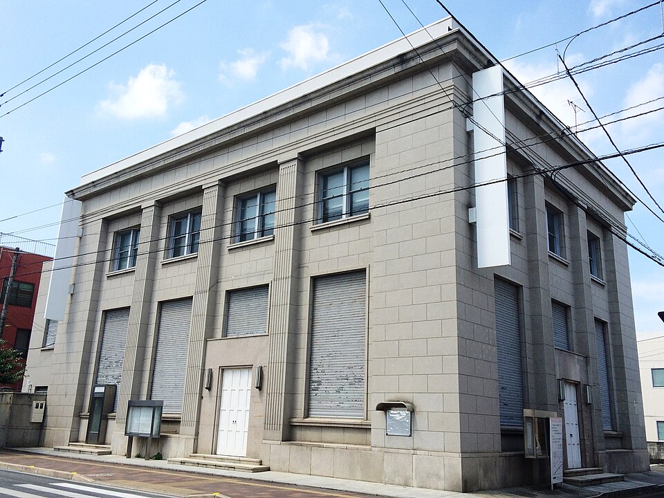 市民会館前