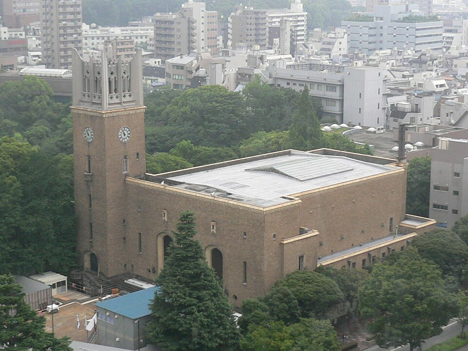 早稻田大前